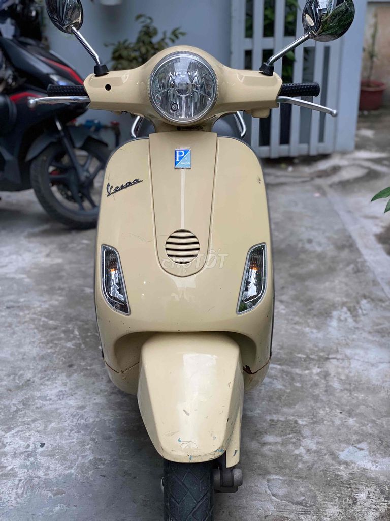 Piaggio Vespa 150 xe nhập biển đẹp 1102. Mua bán Xe máy tại Quận 5 Tp Hồ Chí Minh được đăng bởi JM hình 2