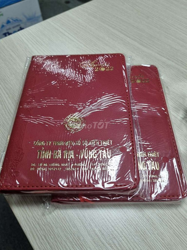 Sổ tay Giấy Đỏ 2022. Mua bán Đồ dùng văn phòng tại Quận 3 Tp Hồ Chí Minh được đăng bởi AiKieule hình 1