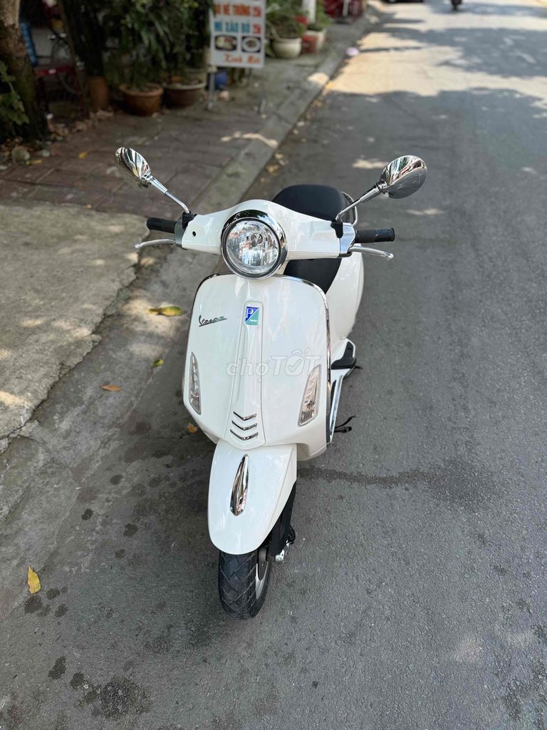 Vespa Primavera nguyên rin cực đẹp Hỗ trợ góp