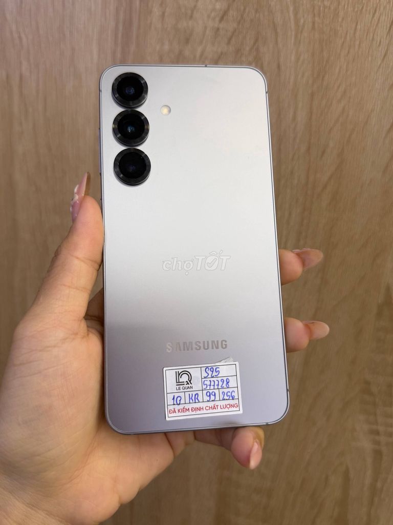 Samsung Galaxy S25 💎 Silver Shadow tinh tế. Mua bán Điện thoại tại Quận 10 Tp Hồ Chí Minh được đăng bởi Lê Quân Mobile hình 1