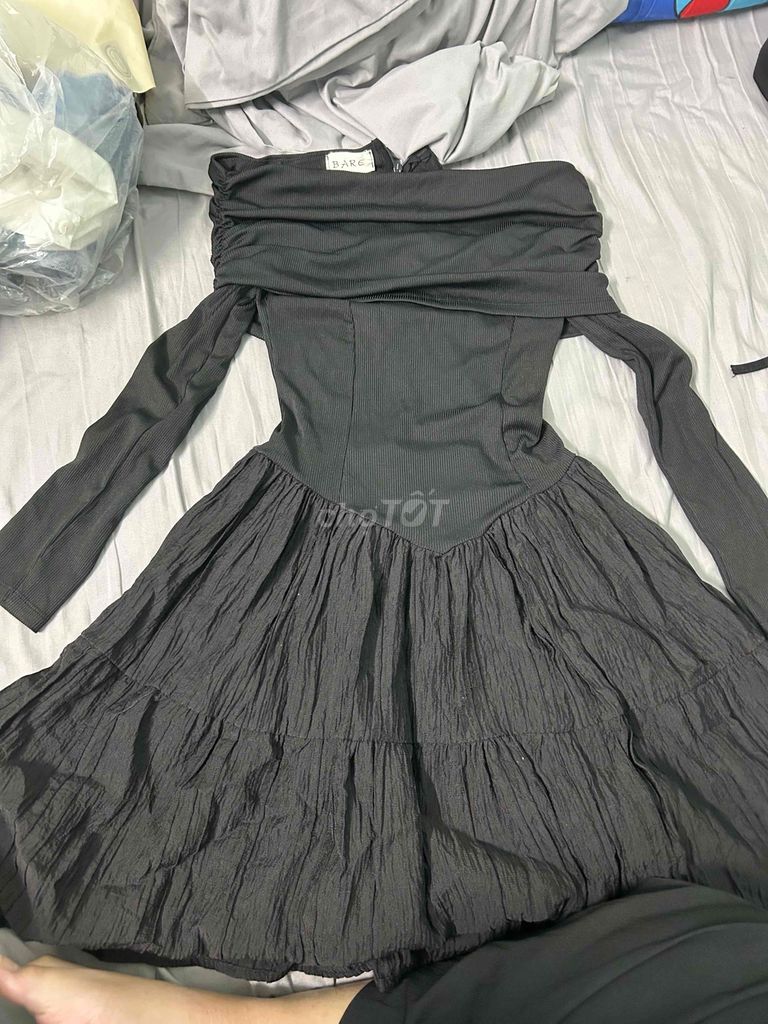 Váy Nữ Thun Đen Bẹt Vai Tay Dài. Mua bán Quần áo tại Huyện Nhơn Trạch Đồng Nai được đăng bởi Trần Nguyễn Khôi Anh hình 1