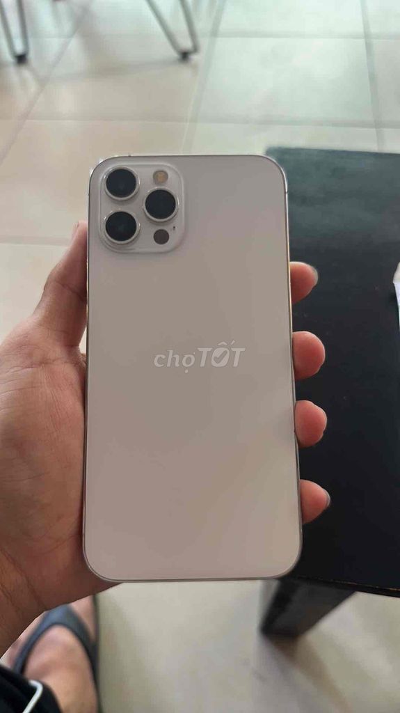 Apple iPhone 12 Pro Max 128GB Bạc ( Pin Cực Cao ). Mua bán Điện thoại tại Quận 8 Tp Hồ Chí Minh được đăng bởi Ngô Thế Vinh hình 1
