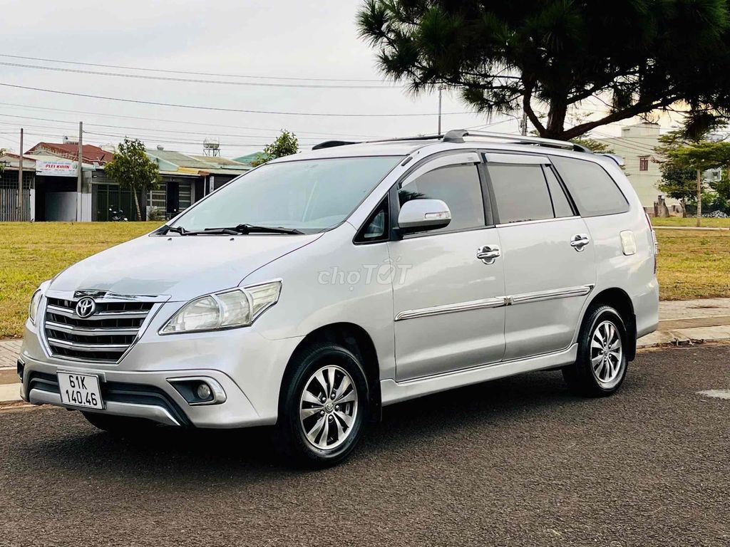 Toyota Innova 2015 E - 150000 km