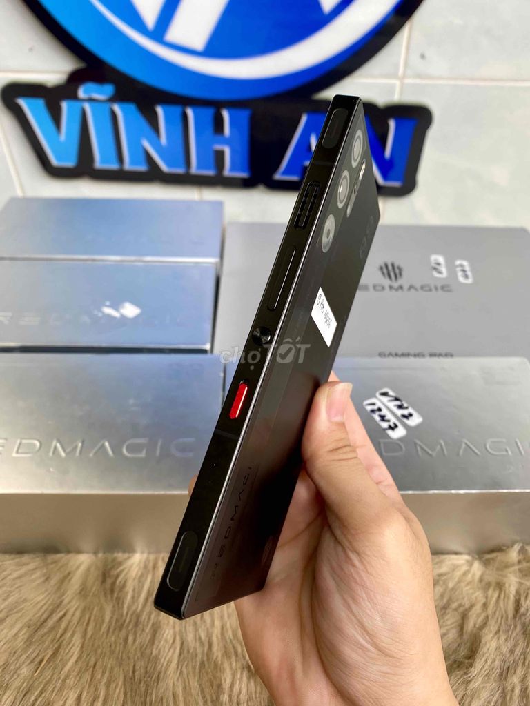 Nubia RedMagic 9 pro - Màu Đen (sạc zin theo máy)