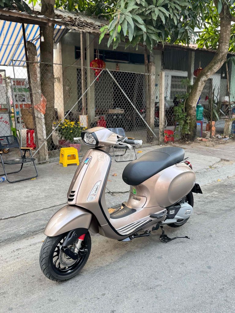 Vespa125 TFT 2024 mới lăn bánh chưa đăng kí