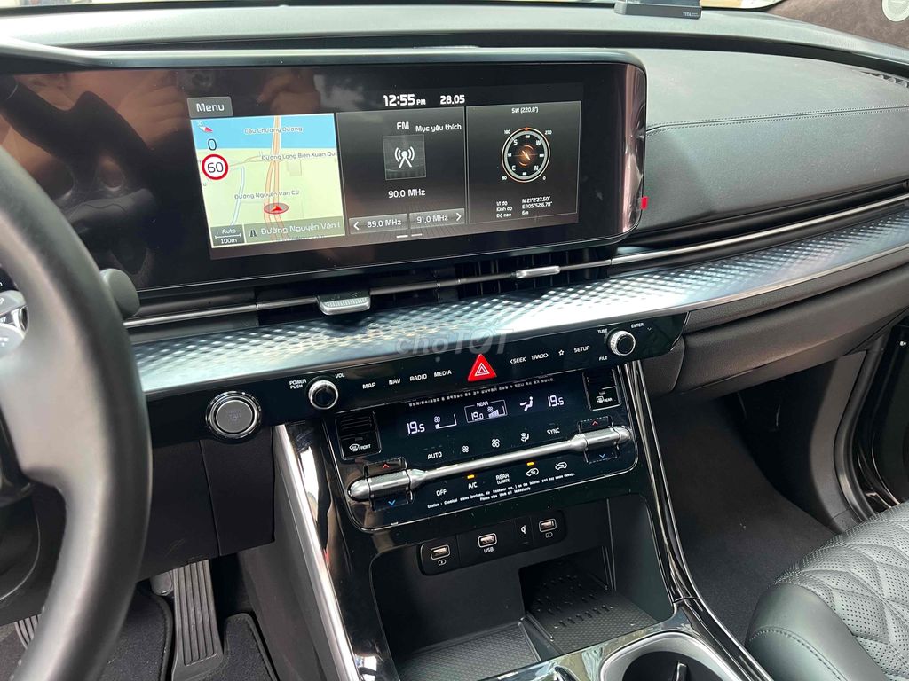 Kia Canival Thaco royal 4S sản xuất 2023 4ghế. Mua bán Ô tô tại Quận Long Biên Hà Nội được đăng bởi AUTO TÂN HƯNG THỊNH hình 12