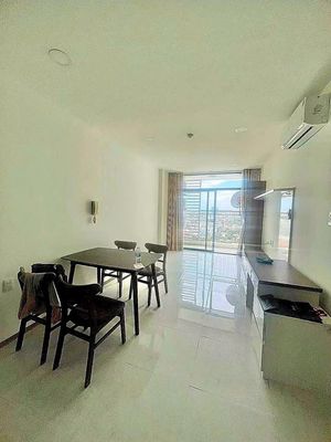 Cho thuê căn hộ 80m2, 2 phòng, lầu cao, view sông thoáng mát