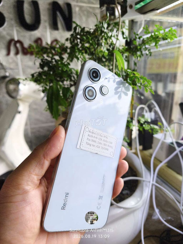 Xiaomi Redmi 12 Bạc Ram8+128 Pin5000 2sim zin . Mua bán Điện thoại tại Huyện Trảng Bàng Tây Ninh được đăng bởi Sun Mobile Shop Điện Thoại Trảng Bàng Tây Ninh 01 hình 1