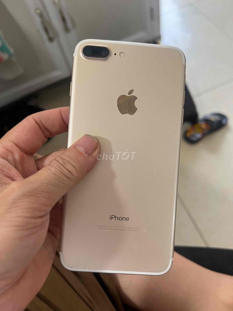 Apple iPhone 7 Plus 32GB Vàng. Mua bán Điện thoại tại Huyện Hóc Môn Tp Hồ Chí Minh được đăng bởi Khổng Văn Hùng đọc kỹ nội dung trước khi ib nhé hình 1