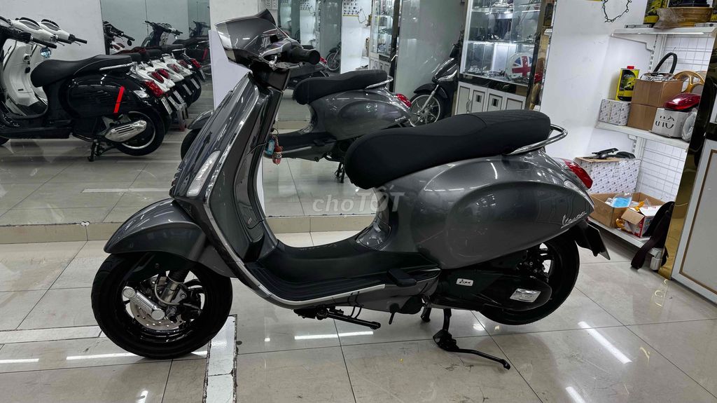 Véapa xám lambo iget abs led 1 tầng 2018. Mua bán Xe máy tại Quận Phú Nhuận Tp Hồ Chí Minh được đăng bởi VESPA  PIAGGIO BẢO HƯNG Vespa cũ trả góp  hình 7