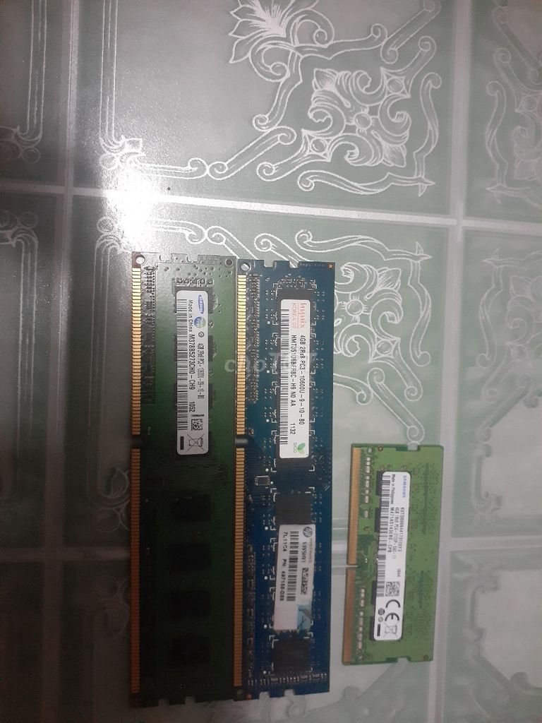 2 THANH PC DDR3 4GB + 1 THANH LAPTOP DDR4 4GB