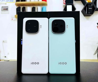 Vivo iQOO Z9 Turbo Snap 8s Gen 3 Màn 144z Trả Góp
