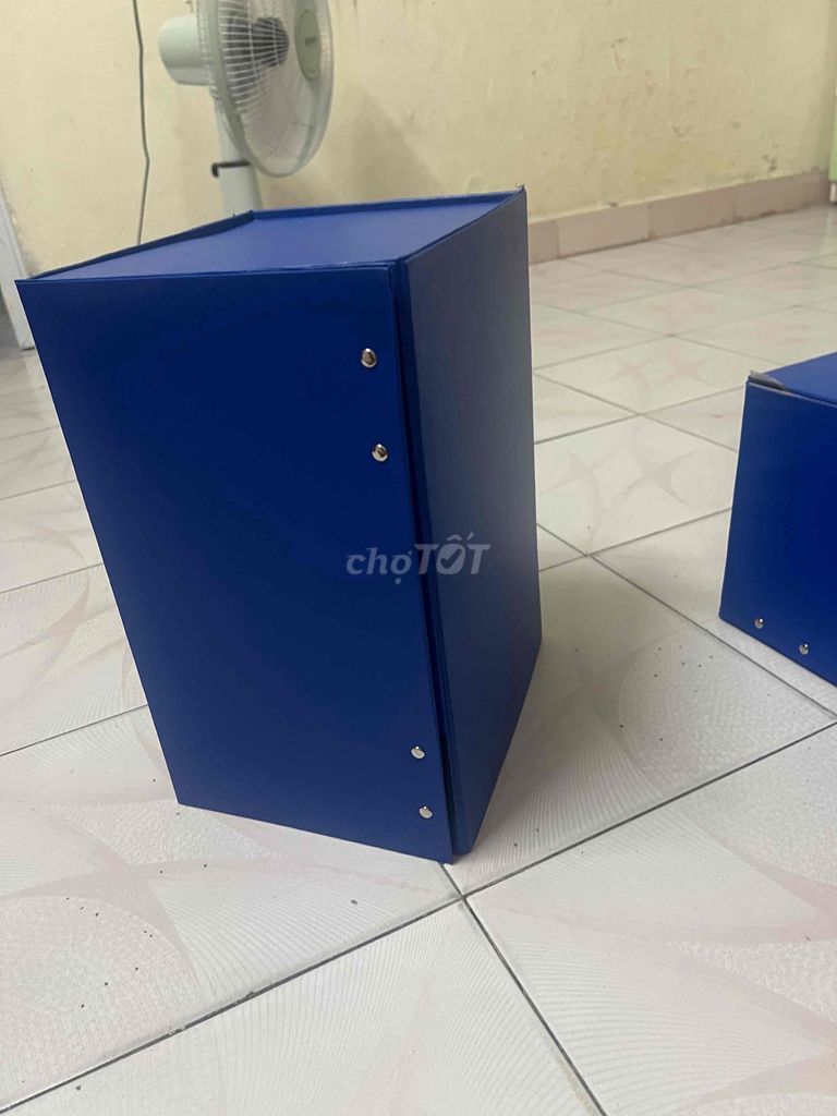 cặp hộp mua dùng còn dư nên bán.