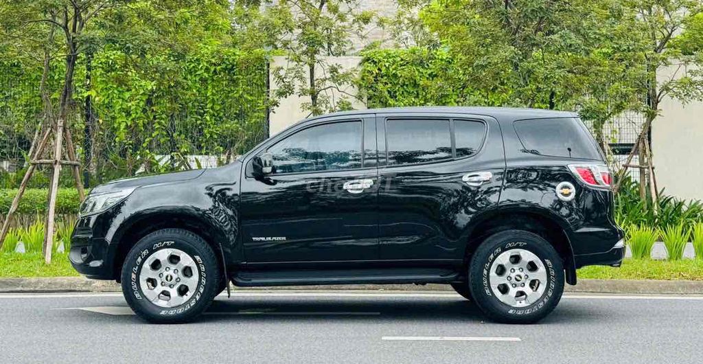 Chevrolet Trailblazer 2018 LT 2.5L 4x2 MT - 105000. Mua bán Ô tô tại Quận Cầu Giấy Hà Nội được đăng bởi Tuấn Xe Lướt  hình 4