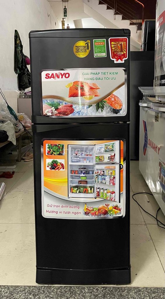 Tủ lạnh Sanyo 140 lít nhẹ điện lạnh nhanh. Mua bán Tủ lạnh tại Quận Bình Tân Tp Hồ Chí Minh được đăng bởi Điện Lạnh Gia Việt Quận Bình Tân hình 1