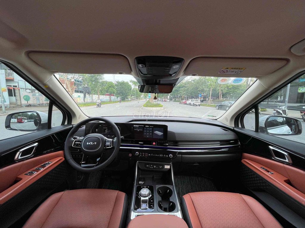 Kia Carnival Premium 7S model 2025 màu trắng. Mua bán Ô tô tại Quận Cầu Giấy Hà Nội được đăng bởi Cao Quý hình 10