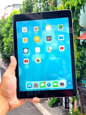 Apple iPad Air 10 inch Xám