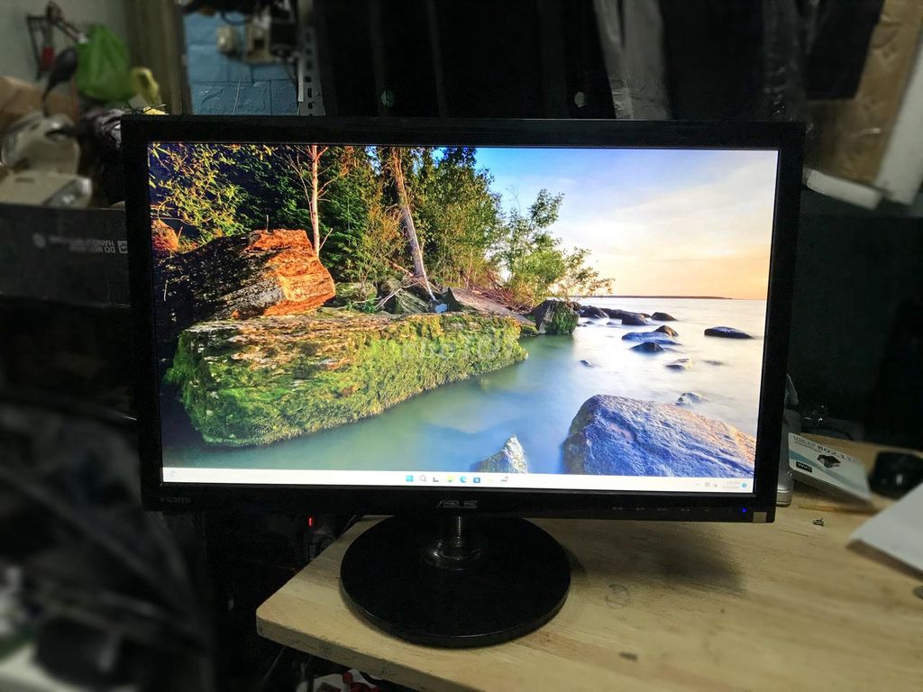 Màn Asus 22in led mỏng sắc nét, có HDMI, Full HD. Mua bán Phụ kiện (Màn hình, Chuột...) tại Quận 3 Tp Hồ Chí Minh được đăng bởi Anh Dũng hình 1