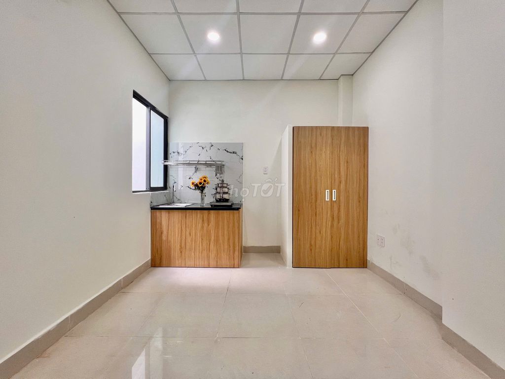 PHÒNG THOÁNG MỚI XÂY NGAY HÀNG XANH, NGUYỄN GIA TRÍ