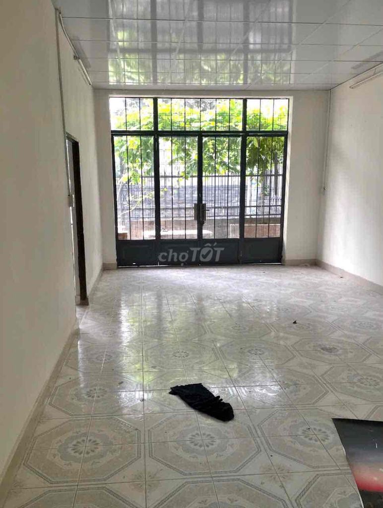 Rent · 2 bd · 90 м² · Thành phố Thủ Đức