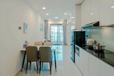 Căn Hộ Saigon Royal-2PN- 6.8 - Nội Thất Đẹp