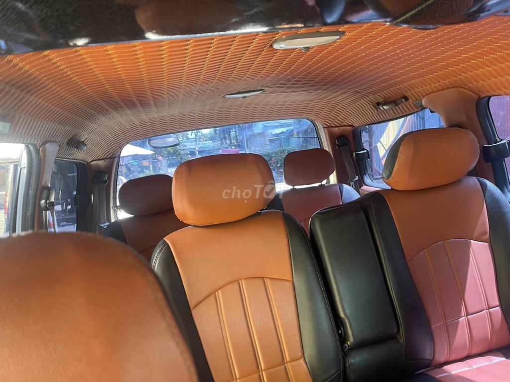 huynh dai  grand Starex 9 chỗ đời 2006 máy  dầu. Mua bán Ô tô tại Quận Bình Tân Tp Hồ Chí Minh được đăng bởi Hậu hình 7