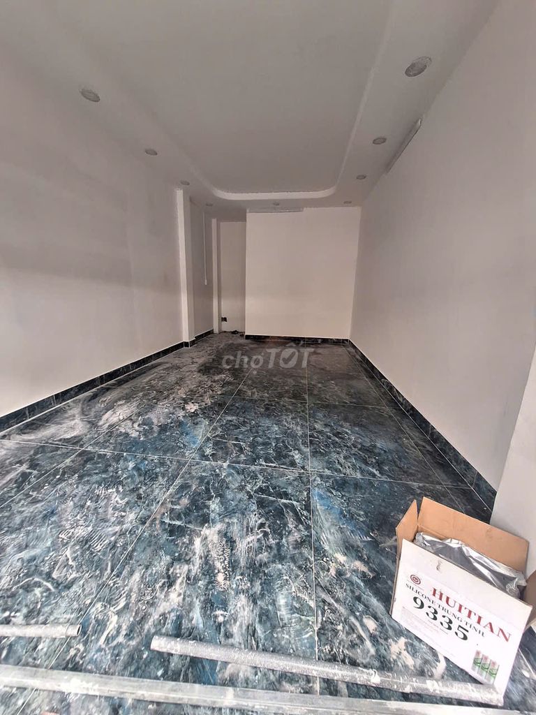 Cho thuê mặt bằng mặt tiền Trần Thị Nghỉ, P.7, Gò Vấp, DT 3.5x8m