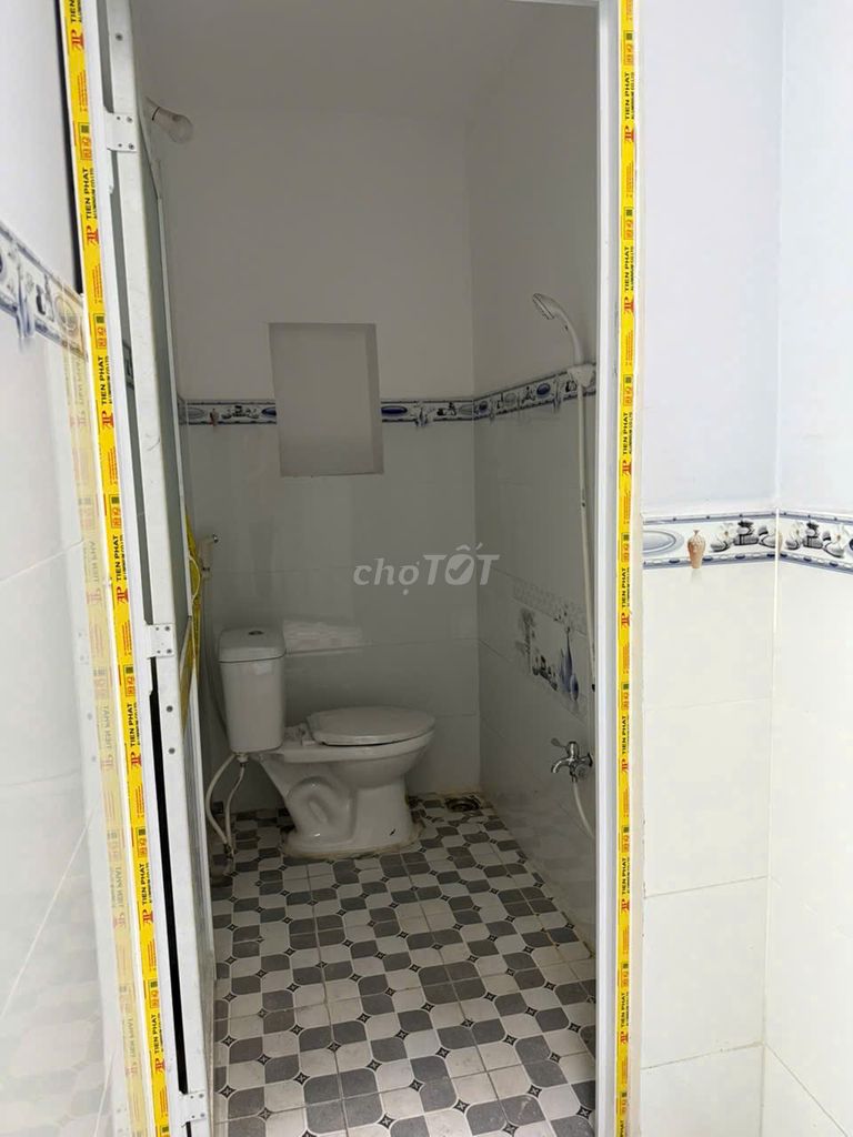 NHÀ Ở 80M2 - 2 PHÒNG NGỦ GẦN TỈNH LỘ 10, ĐỨC HÒA - LONG AN Gần đường tỉnh lộ 10, Xã Đức Hòa Đông, Huyện Đức Hòa, Long An Huyện Đức Hòa Long An