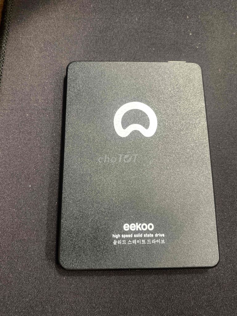 Ổ cứng SSD Eekoo V100 120GB SATA 3 Đã sử dụng. Mua bán Linh kiện (RAM, Card...) tại Thành phố Vũng Tàu Bà Rịa - Vũng Tàu được đăng bởi Tên chưa cung cấp hình 1