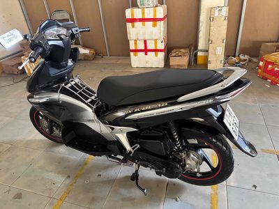 cần bán xe như hình nhà dư xe