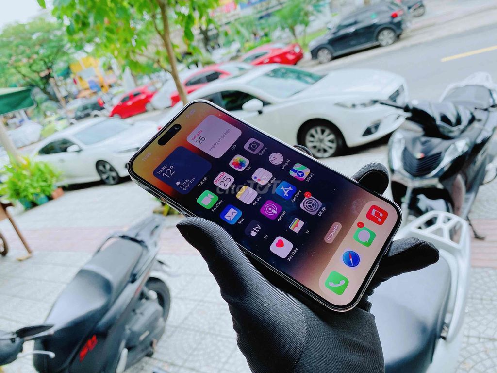 iPhone 14 Pro Max 128G Gold Quốc Tế pin new 100%. Mua bán Điện thoại tại Quận Hải Châu Đà Nẵng được đăng bởi TUẤN LUXURY MOBILE ĐÀ NẴNG hình 1