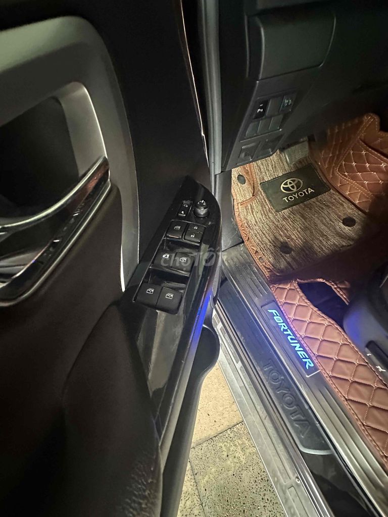 chính chủ bán Fortuner 2019 nhập indo.zin 100%. Mua bán Ô tô tại Huyện Thống Nhất Đồng Nai được đăng bởi TRƯỜNG TÂM  hình 3