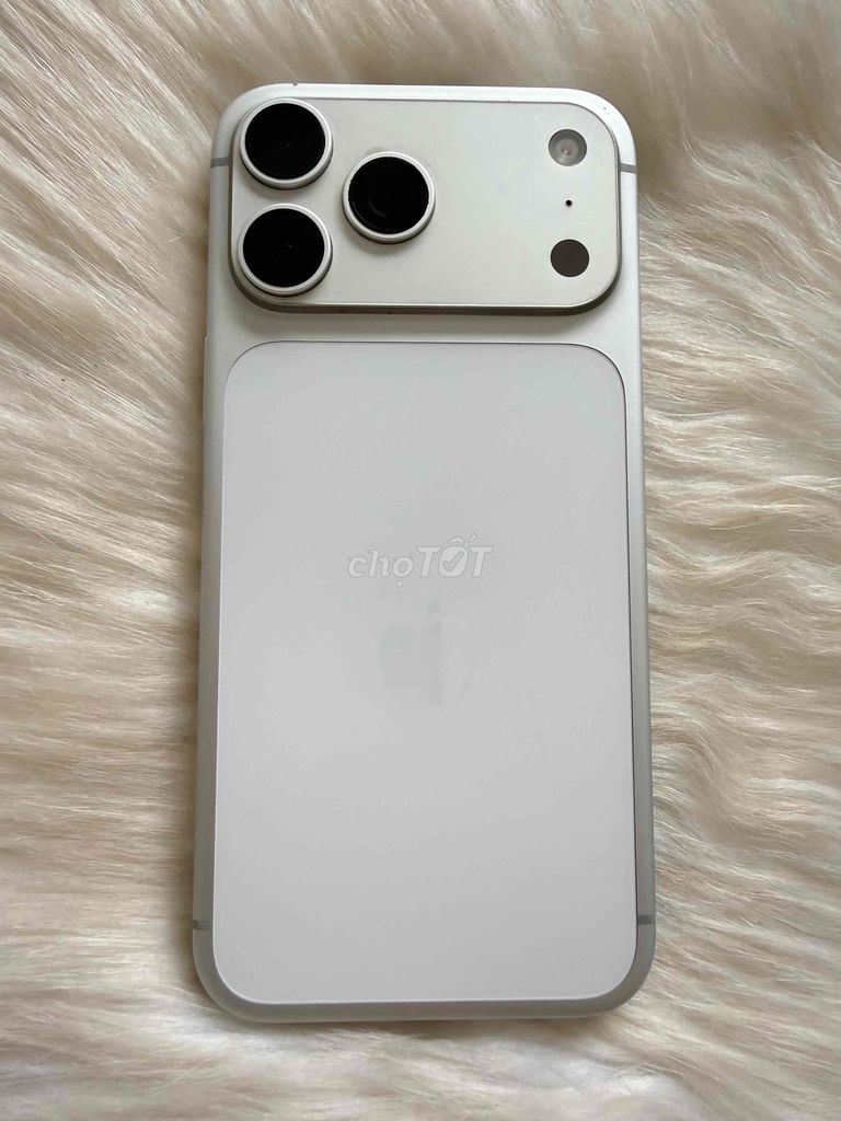 Apple iPhone 17 Pro Max 256GB Bạc 100%. Mua bán Điện thoại tại Huyện Nhơn Trạch Đồng Nai được đăng bởi Lê cường mobile hình 1