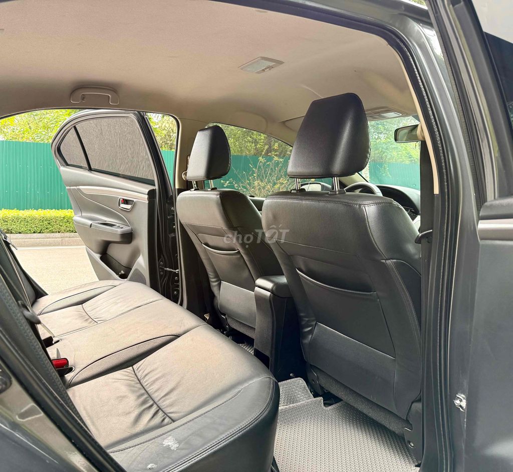 Suzuki Ciaz 2019 1.4 AT - 92000 km. Mua bán Ô tô tại Quận Long Biên Hà Nội được đăng bởi Thế Anh hình 11