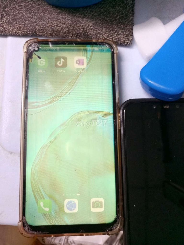 Điện thoại bể màn hình. Mua bán Điện thoại tại Quận Gò Vấp Tp Hồ Chí Minh được đăng bởi Tram Luu hình 1