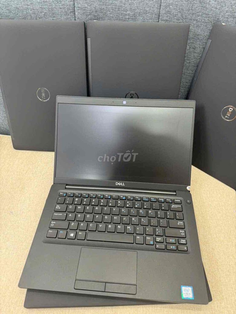 Dell 7390 i5-8th 13.3 inch 8GB/256GB Đen Like New. Mua bán Laptop tại Huyện Thanh Trì Hà Nội được đăng bởi Hieuz LapTop hình 1