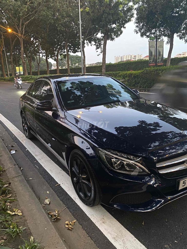 Mercedes Benz C Class 2017 C200 - 47000 km. Mua bán Ô tô tại Quận Tân Phú Tp Hồ Chí Minh được đăng bởi Tân Phú Car hình 3