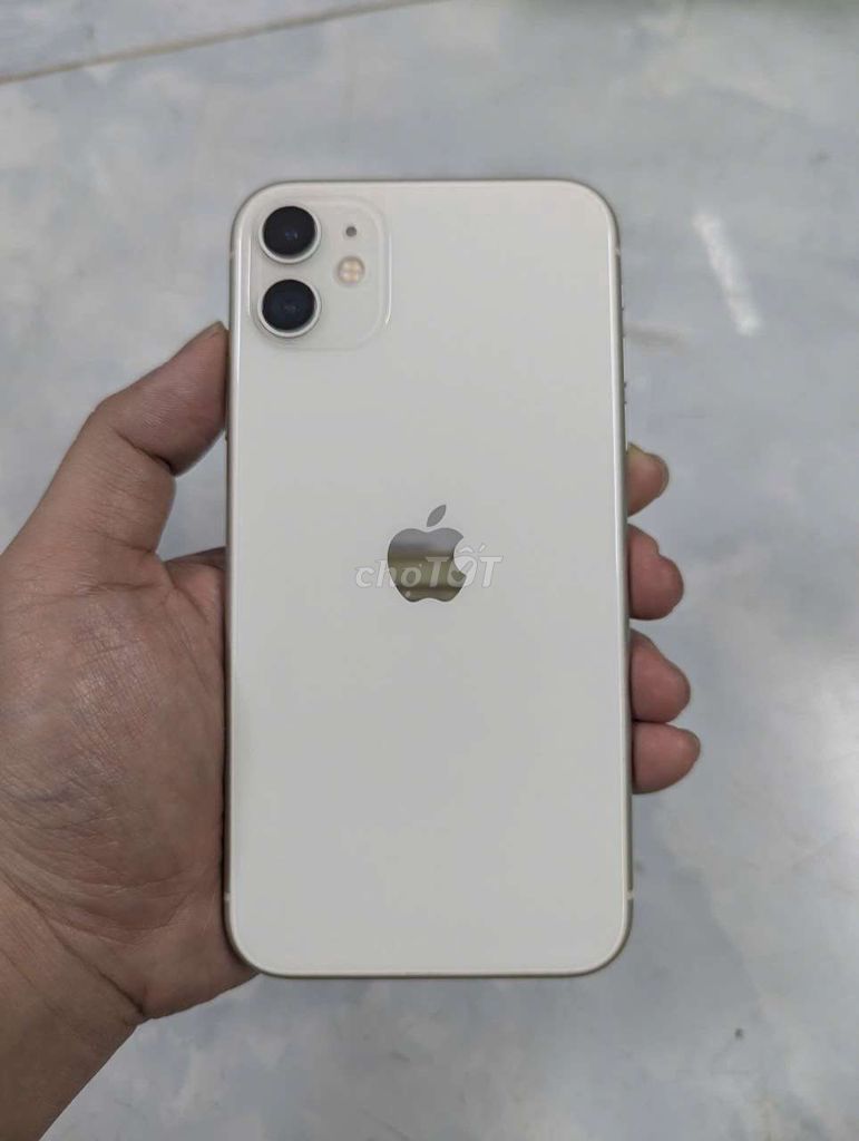 Apple iPhone 11, 128GB Trắng 98%. Mua bán Điện thoại tại Thành phố Dĩ An Bình Dương được đăng bởi Yen Vy hình 1