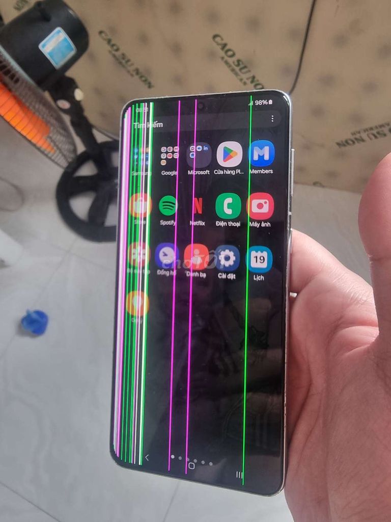 Samsung Galaxy S21 plus sọc màn. Mua bán Điện thoại tại Quận 11 Tp Hồ Chí Minh được đăng bởi Ruby Đen hình 1