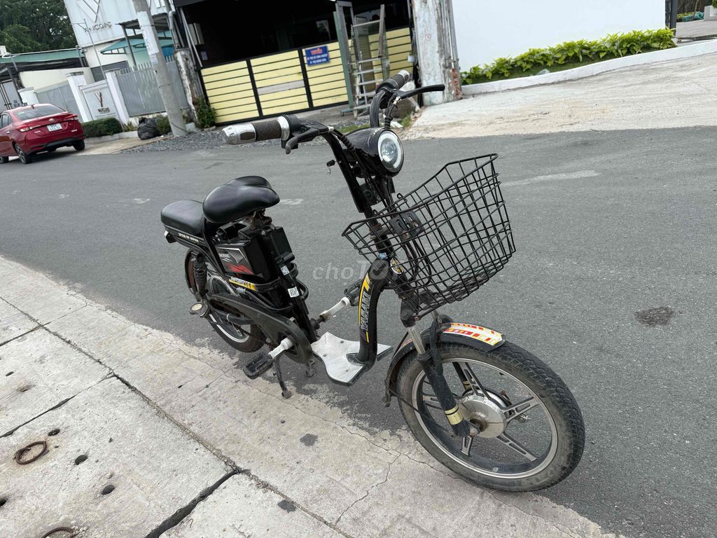 bán xe đạp điện còn êm bình cầm chạy mạnh. Mua bán Xe điện tại Quận Cái Răng Cần Thơ được đăng bởi mua bán trao đổi âm thanh chí công hình 3