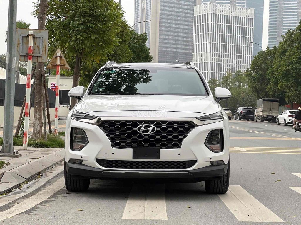 Hyundai Santafe xăng đặc biệt sx 2019 màu trắng