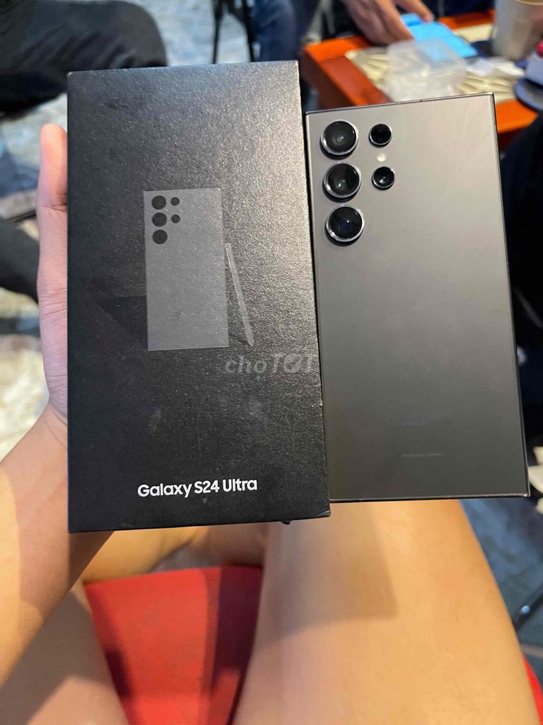 Samsung Galaxy S24 Ultra 256GB RAM 12GB Fullbox. Mua bán Điện thoại tại Quận Tân Phú Tp Hồ Chí Minh được đăng bởi Tony Chung hình 1