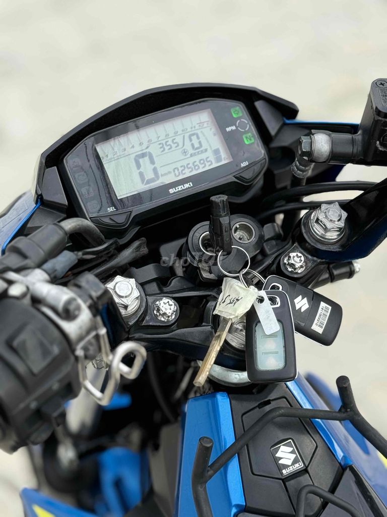 Satria cực đẹp - Đưa trước 16tr nhận xe. Mua bán Xe máy tại Quận 7 Tp Hồ Chí Minh được đăng bởi Phạm Đức hình 5