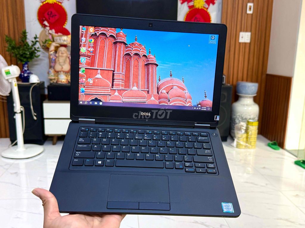 Dell Latitude E5270 12.5 i5-6300U8GB/128GB Pin 4H. Mua bán Laptop tại Quận Hải An Hải Phòng được đăng bởi LAPTOP PC UY TÍN NGON BỔ RẺ hình 1