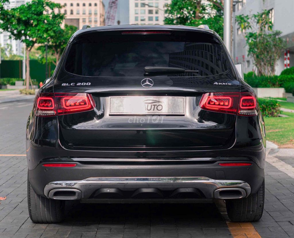 Mercedes GLC200 4Matic Model 2021 Đen/Kem. Mua bán Ô tô tại Quận 7 Tp Hồ Chí Minh được đăng bởi Thật Nguyễn LongAnh Auto hình 3