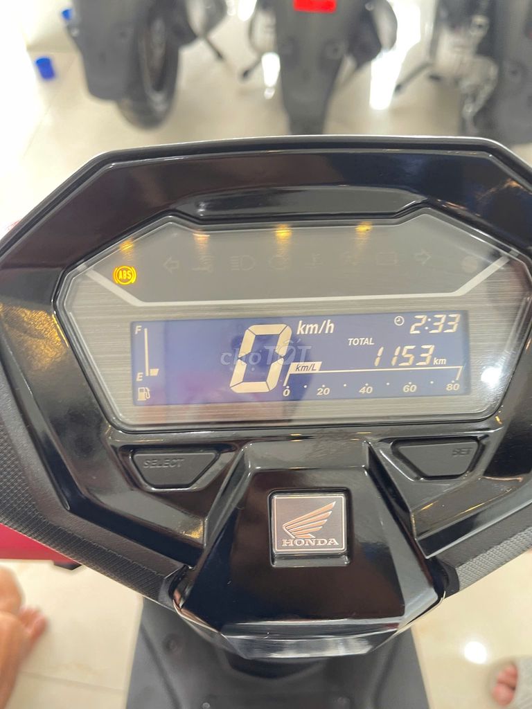 Honda vario 160abs xe lướt odo 1000Km 43tr. Mua bán Xe máy tại Quận Ô Môn Cần Thơ được đăng bởi XE MÁY QUANG TRẦN chuyen bán xe trúng thưởng  hình 4