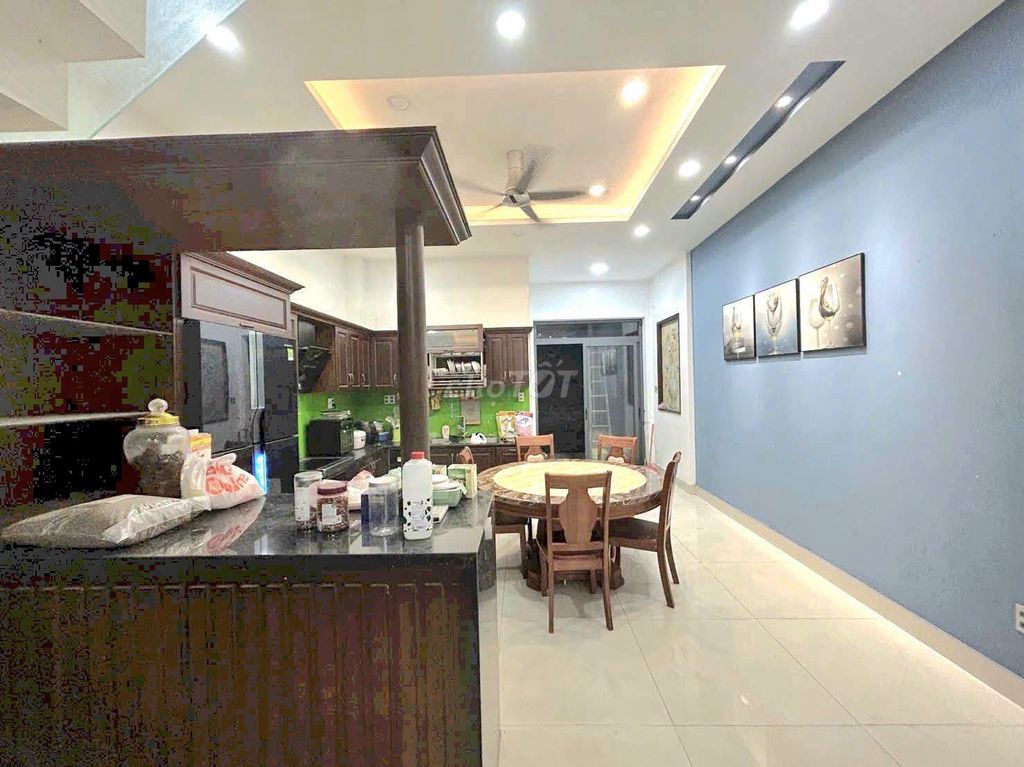 Продается таунхаус Centana Dien Phuc Thanh, район 9, 1 цокольный этаж, 100 м2