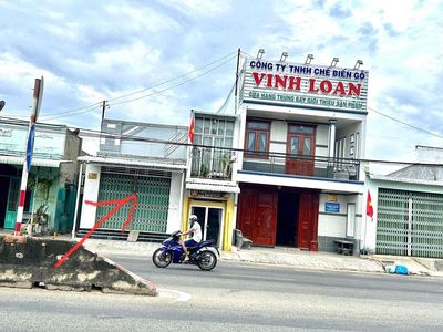 bán nhà mặt tiền quốc lộ 1a 1 bên có hẻm  nhỏ