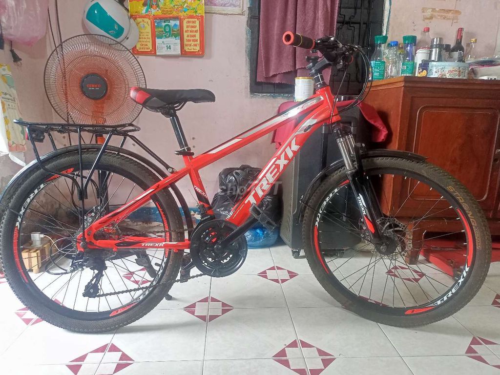 Xe đạp địa hình TREXIK Đỏ đã qua sử dụng. Mua bán Xe đạp tại Thành phố Thủ Dầu Một Bình Dương được đăng bởi Mr Hung hình 3