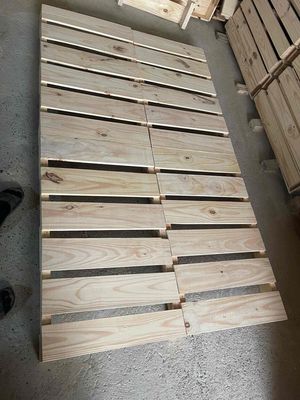 pallet gỗ giường sơn pu. Mua bán Đồ chuyên dụng, Giống nuôi trồng tại Thành phố Thủ Đức Tp Hồ Chí Minh được đăng bởi kim anh